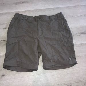 Columbia size 12 regular sun protection shorts!